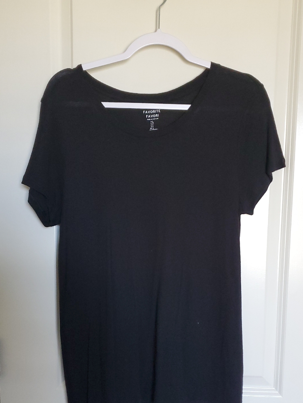 GAP Favorite T -NWOT
